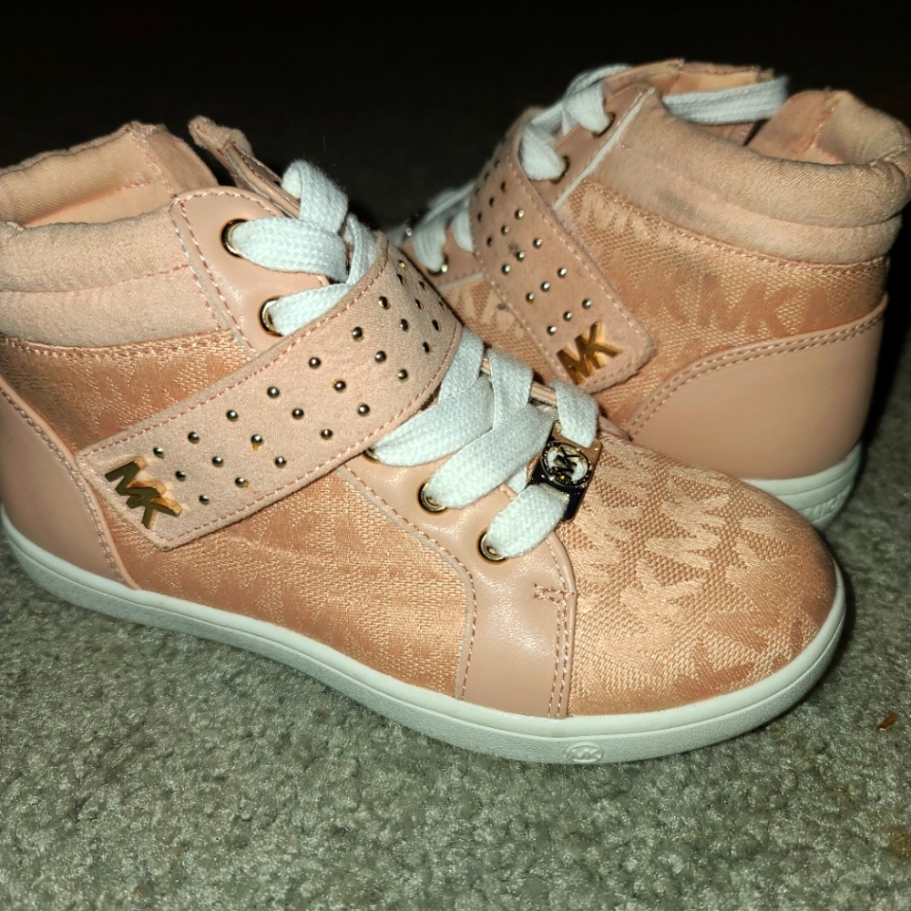 Michael Kors size 12 girls pink zip side sneakers high top